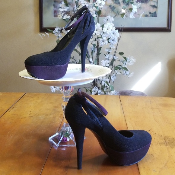 Nikki Reed for SW "The Nikki" Ankle Strap Size 9 - Picture 4 of 8